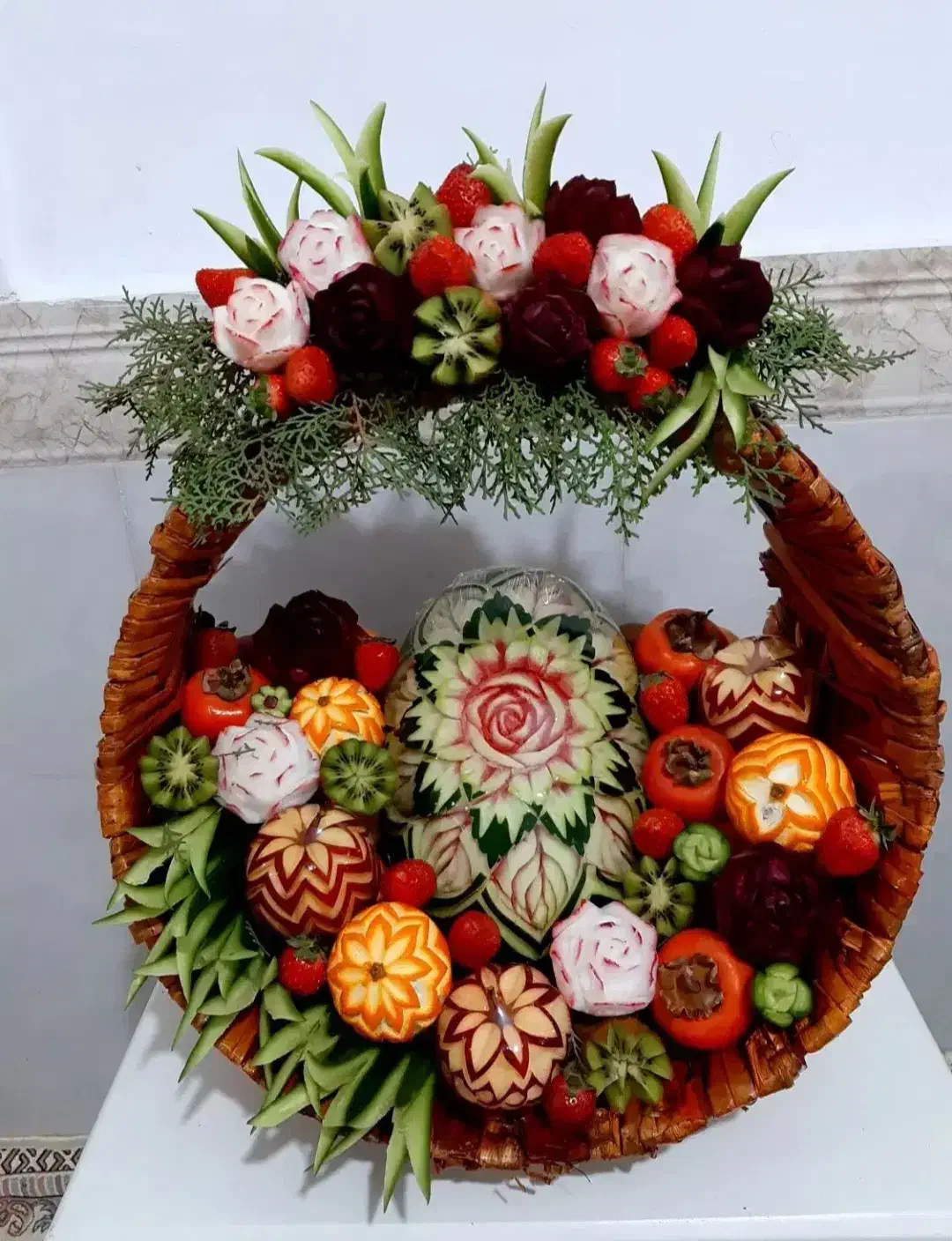 میوه آرایی وحکاکی هنداونه شب یلدا|خدمات پذیرایی، مراسم|زنجان, |دیوار