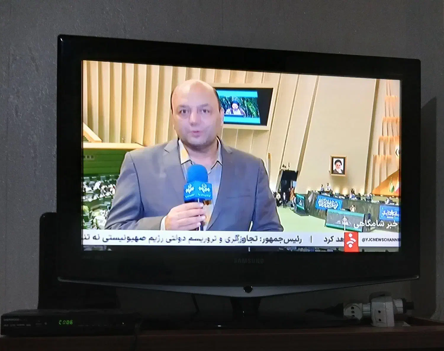 تلویزیون ال سی دی ۳۲ سامسونگ  همراه با دیجیتال|تلویزیون و پروژکتور|رشت, حمیدیان|دیوار