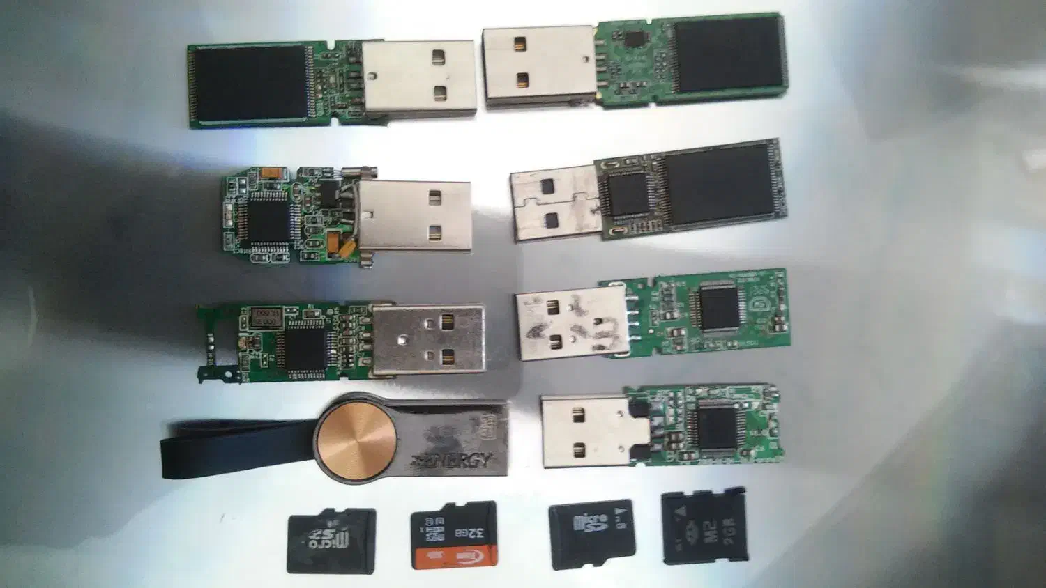 فلش فلش فلش تعمیرات|لوازم جانبی موبایل و تبلت|بیرجند, |دیوار