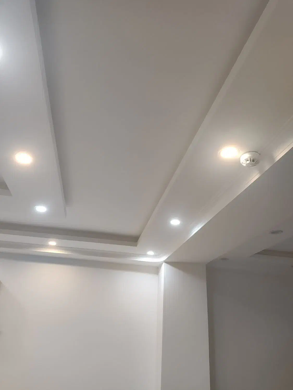 آپارتمان فروشی سه خوابه نوساز گلشهر داماهی|فروش آپارتمان|بندرعباس, |دیوار