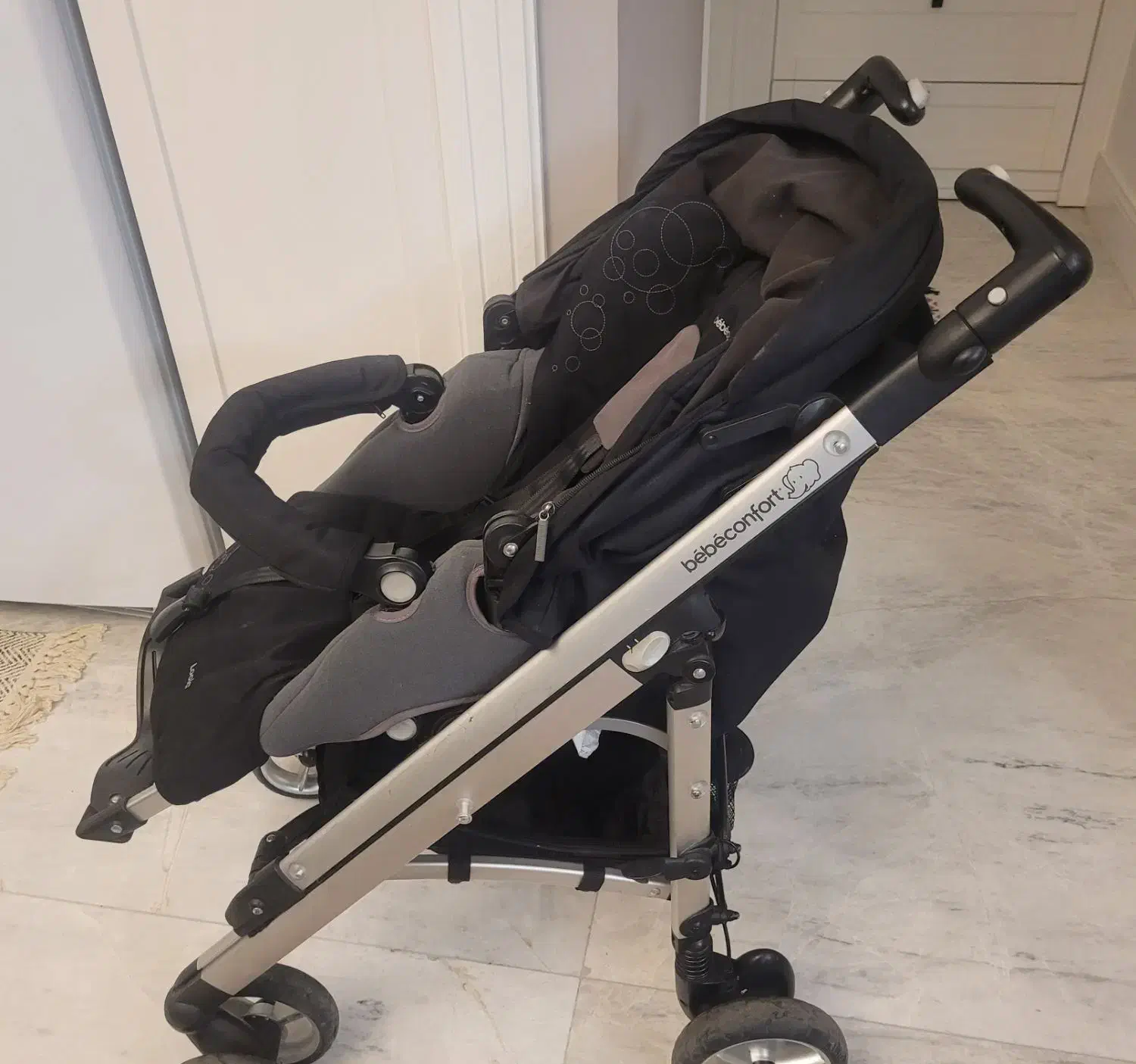 کریر ماکسی کوزی و کالسکه bebeconfort|کالسکه و لوازم جانبی|مشهد, سجاد شهر|دیوار