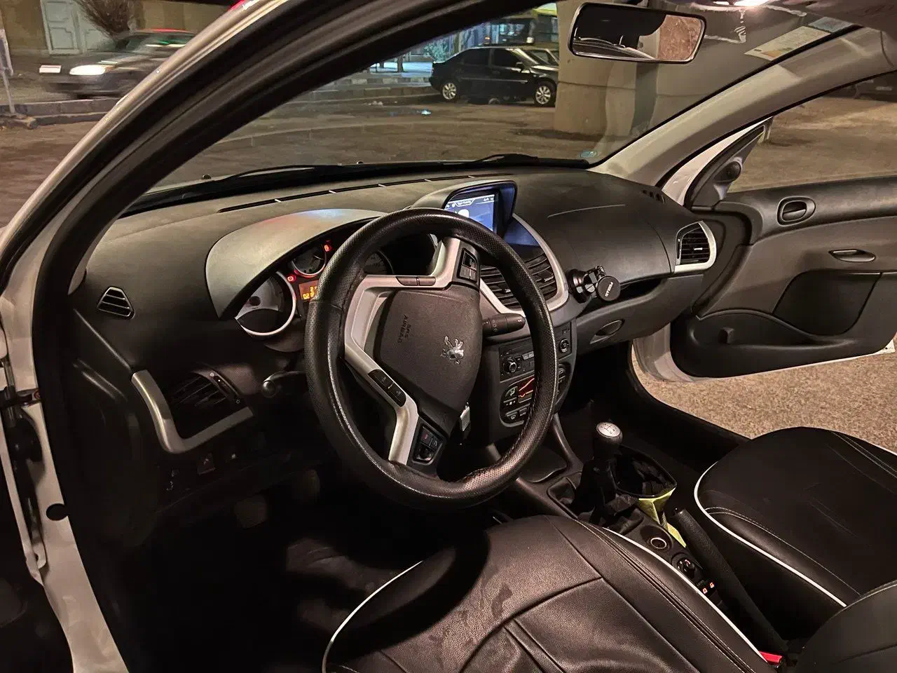 207 tu3 مدل 1402|خودرو سواری و وانت|شیراز, قدوسی غربی|دیوار