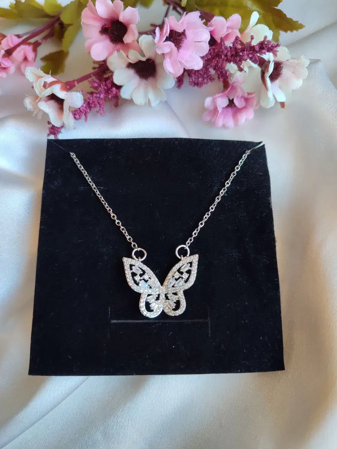 سوارسکی|بدلیجات|قم, شاه ابراهیم|دیوار