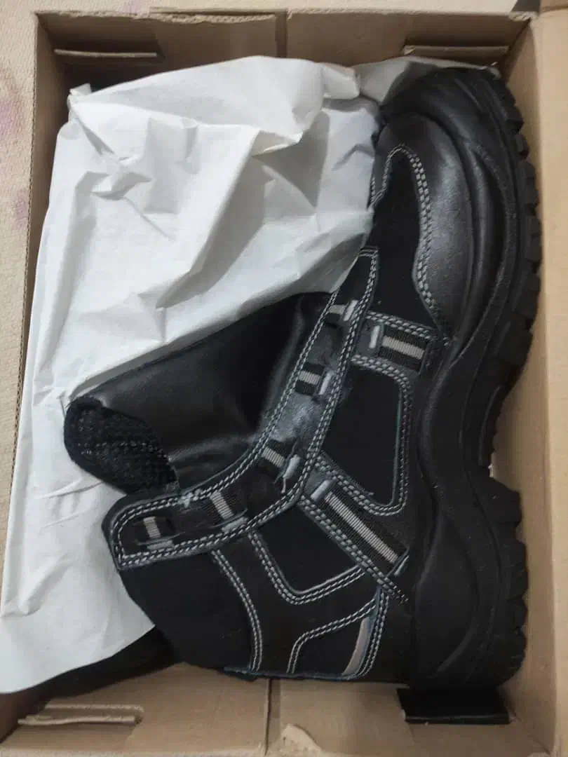 کفش ایمنی سایز۴۴|کیف، کفش، کمربند|جم, |دیوار