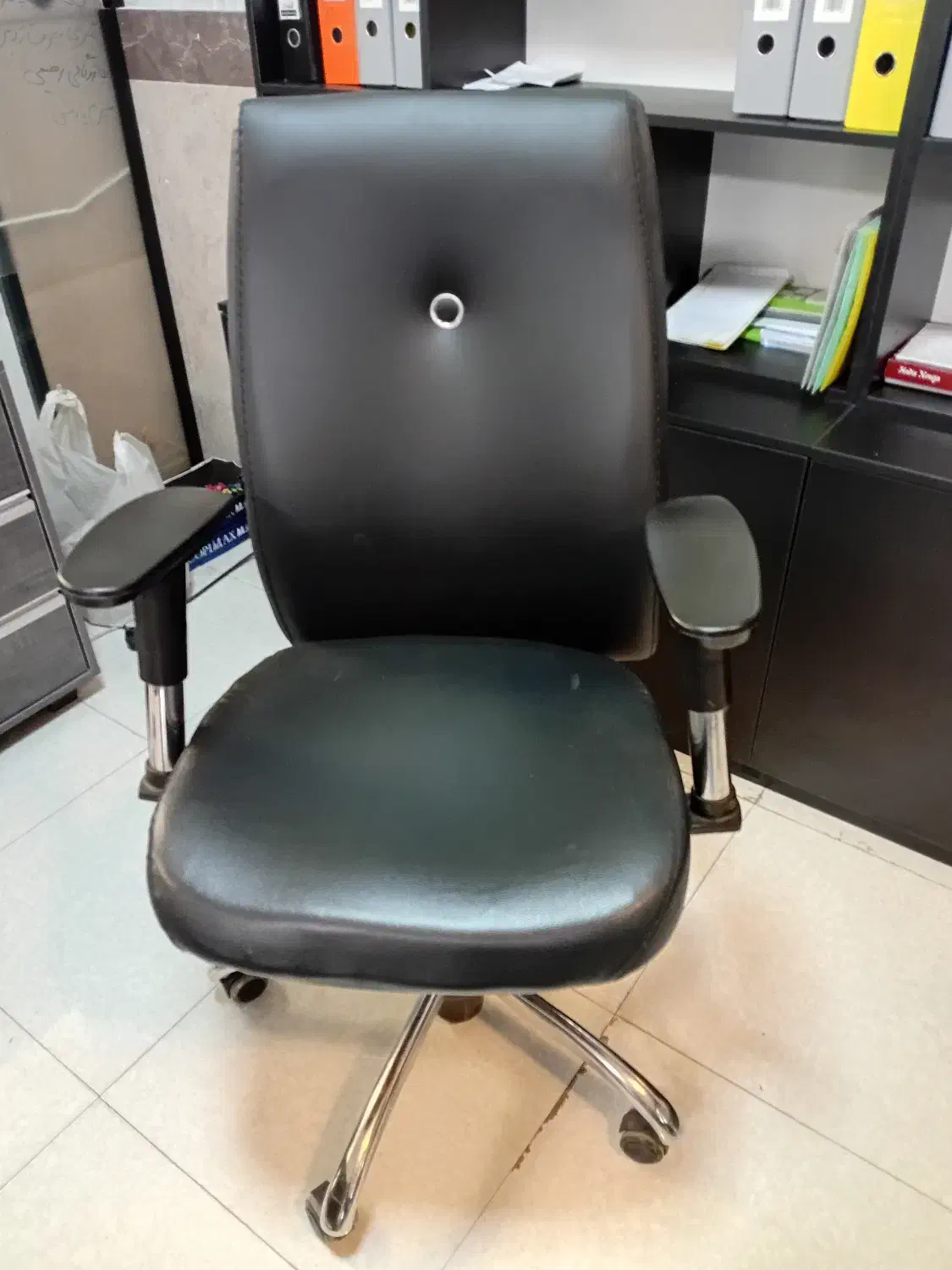 ۳عدد صندلی اداری|دفتر کار|بهارستان, |دیوار