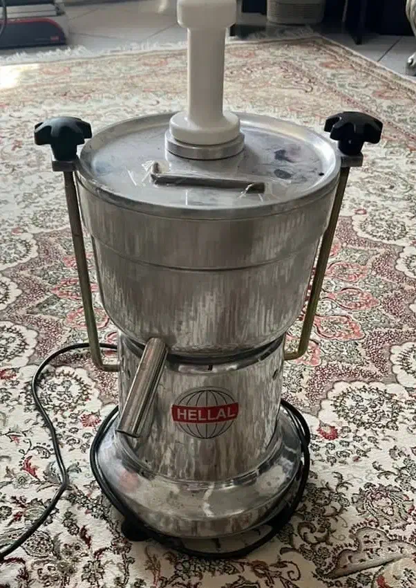 آب هویج گیری صنعتی نو نو نو آکبند|کافی‌شاپ و رستوران|ملارد, |دیوار