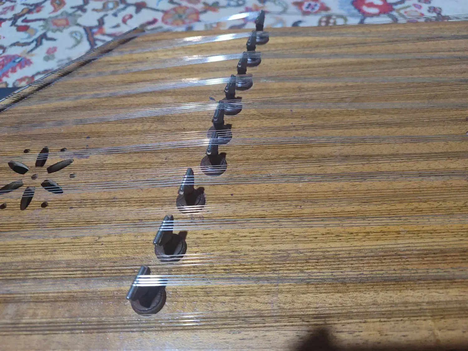 سنتور کوثری|سازهای سنتی|دزفول, |دیوار