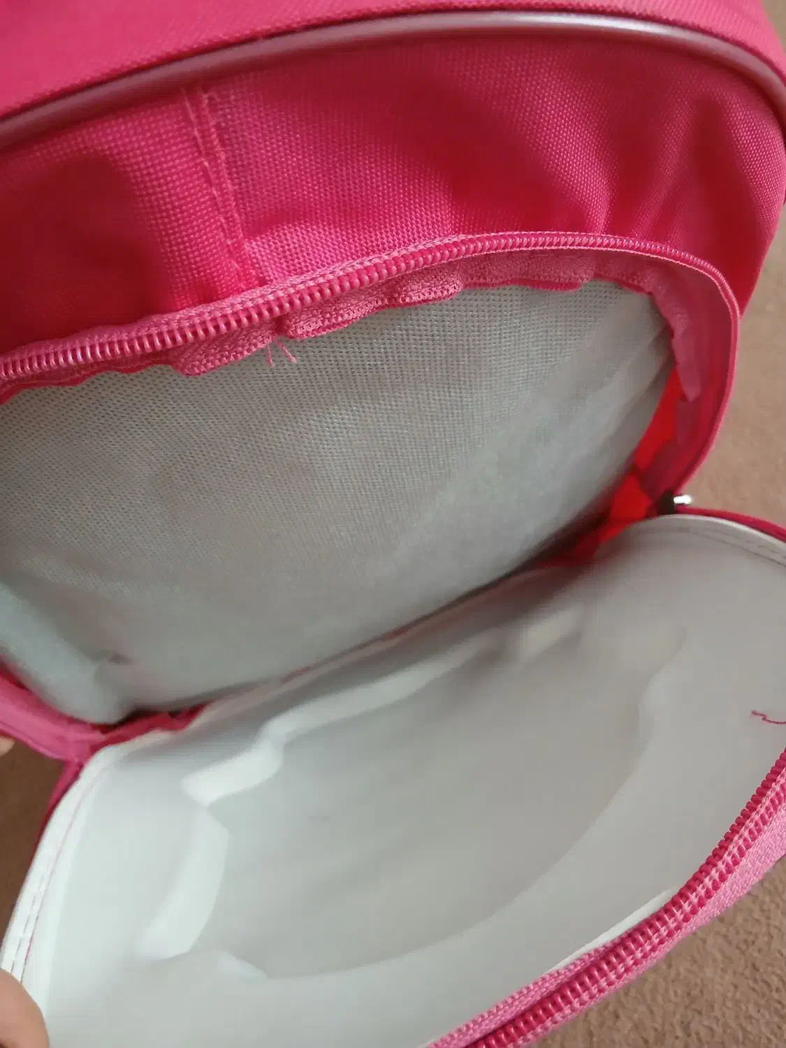 کیف|کیف، کفش، کمربند|زنجان, |دیوار