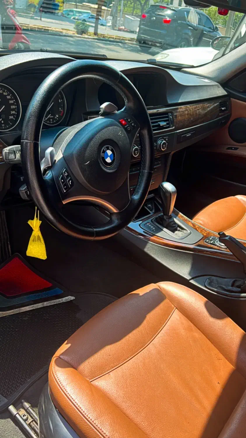 330 مدل ۲۰۰۹|خودرو سواری و وانت|تهران, شمس‌آباد|دیوار