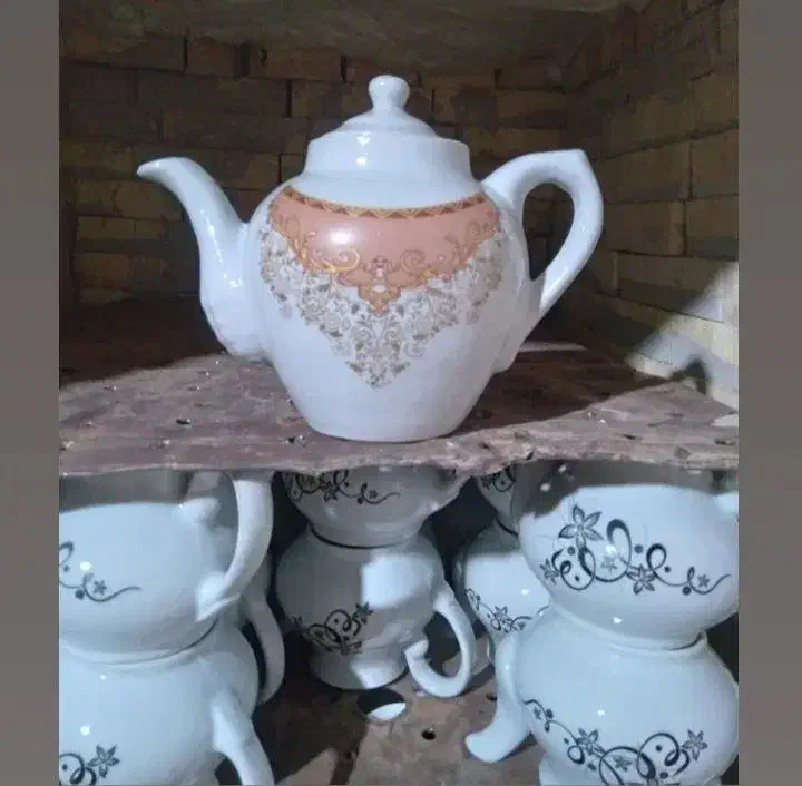 قوری چینی|قوری، کتری، قهوهساز دستی|مرند, |دیوار