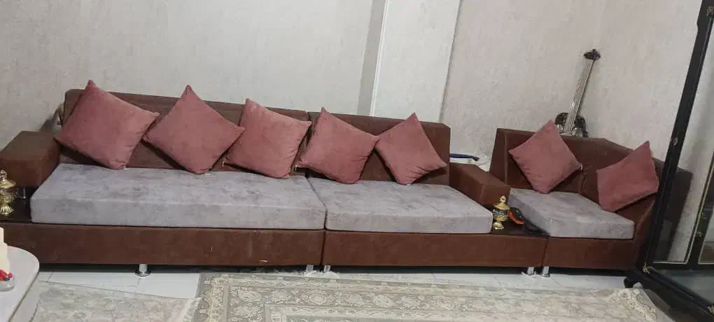 مبل ۷ نفره راحتی|مبلمان خانگی و میز عسلی|قرچک, میرزائی شمالی|دیوار