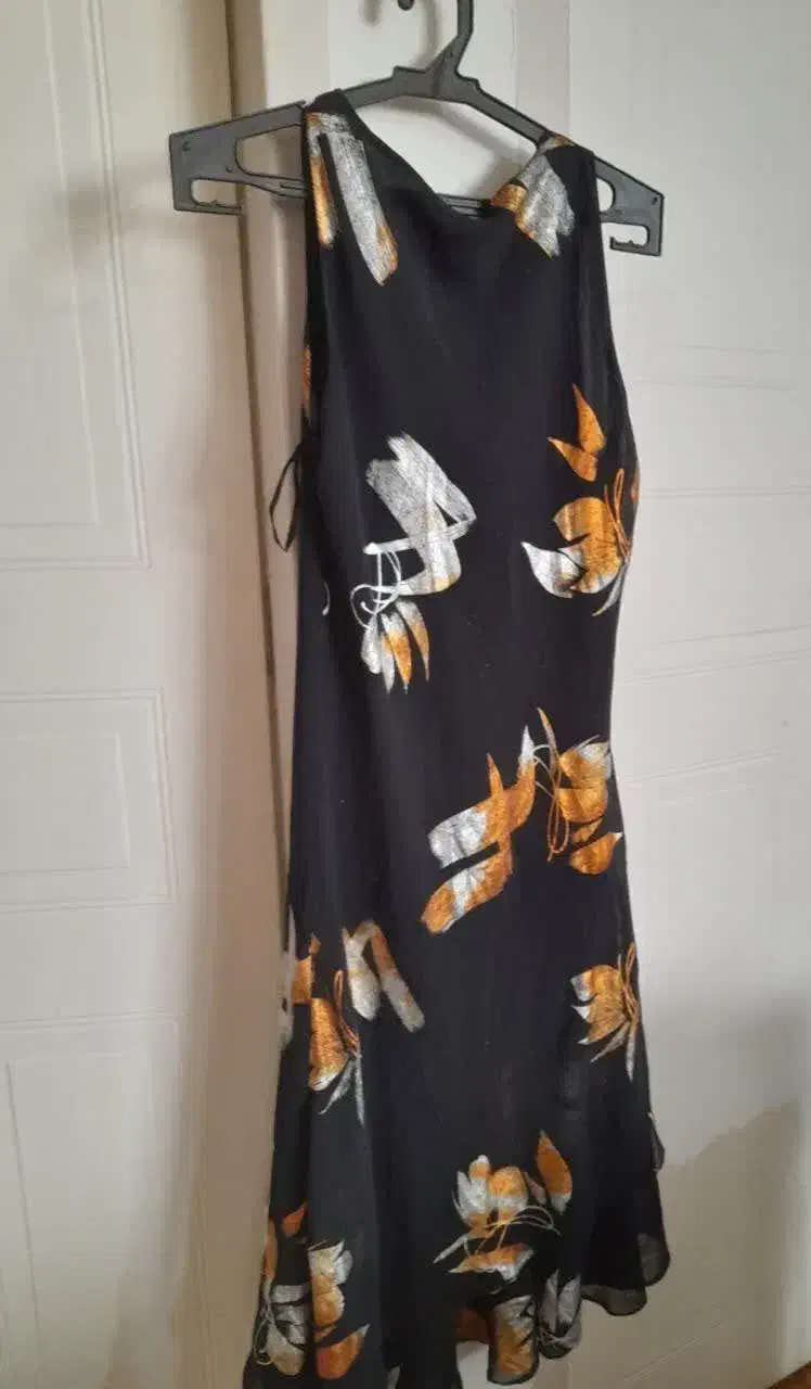 کت و لباس مجلسی|لباس|شیروان (خراسان), |دیوار