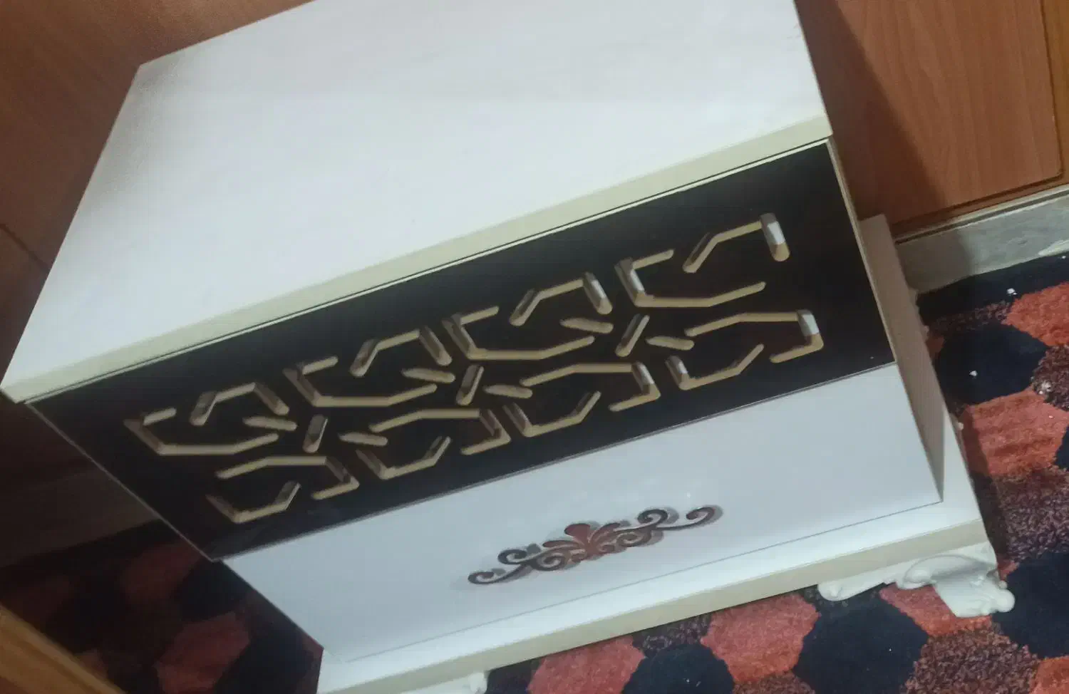 سرویس خواب|تخت و سرویس خواب|لنجان, |دیوار