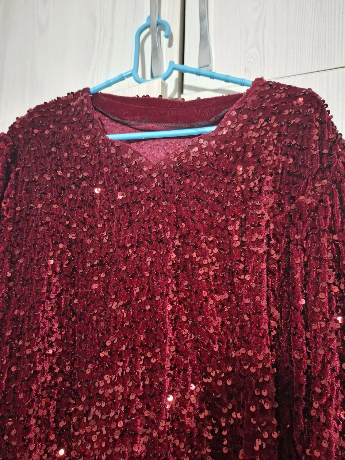 پیراهن پولکی|لباس|هرسین, |دیوار