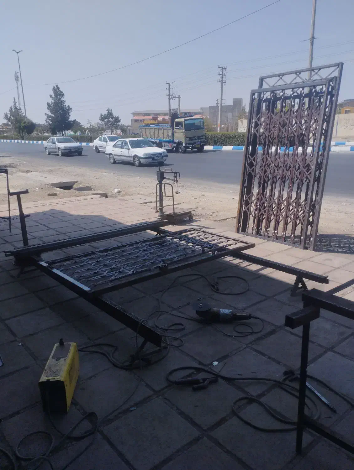 فروش درب ساختمان و نرده ضد سرقت|خدمات پیشه و مهارت|تهران, فرودگاه مهرآباد|دیوار