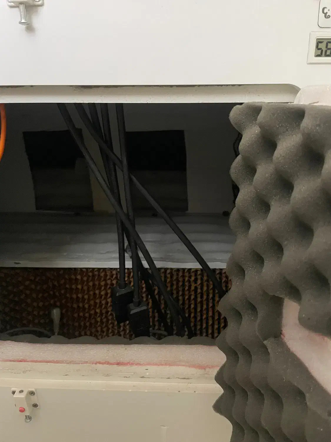 ماینر و سایلنت باکس در حد نو ۲۷ تومن|قطعات و لوازم جانبی رایانه|بهشهر, |دیوار