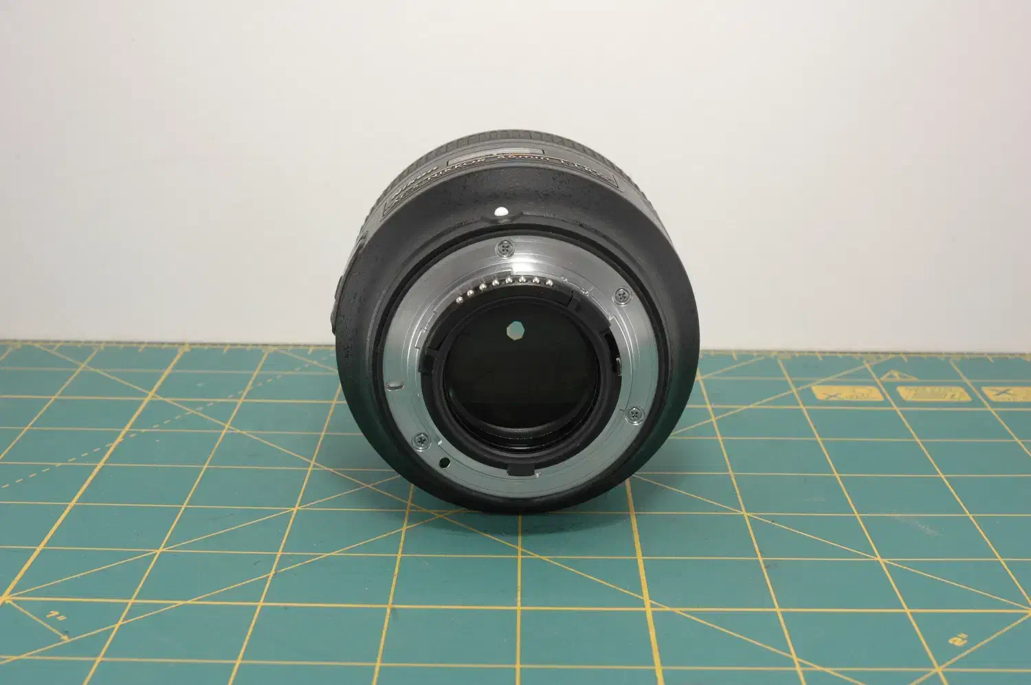 لنز نیکون Nikon 85 f1.8 G|دوربین عکاسی و فیلم‌برداری|شیراز, شهرک ایثار|دیوار