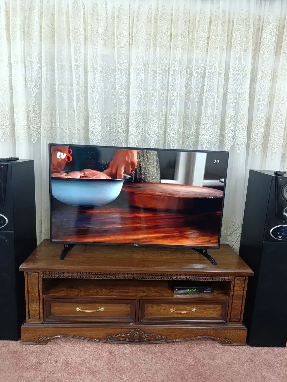 تلویزیون 50اینچ امپریال سالم|تلویزیون و پروژکتور|مزرعه کتول, |دیوار