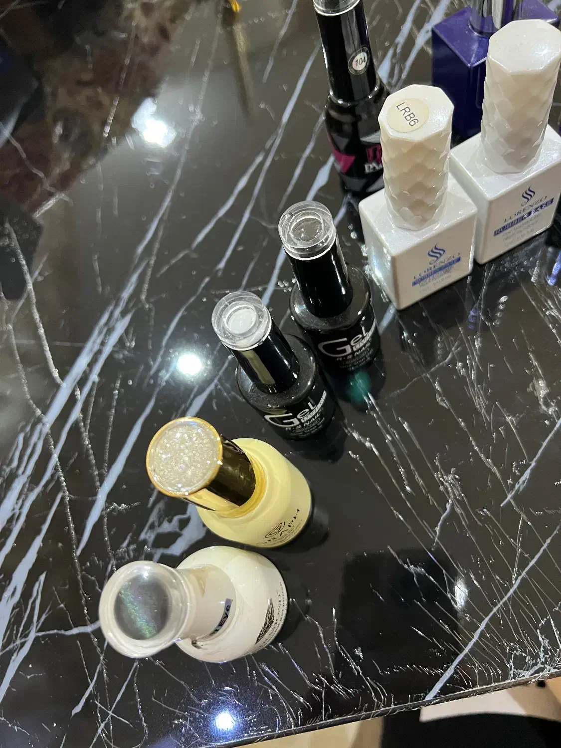 وسایل کاشت ناخن|آرایشگاه و سالنهای زیبایی|اندیشه, اندیشه فاز ۳|دیوار