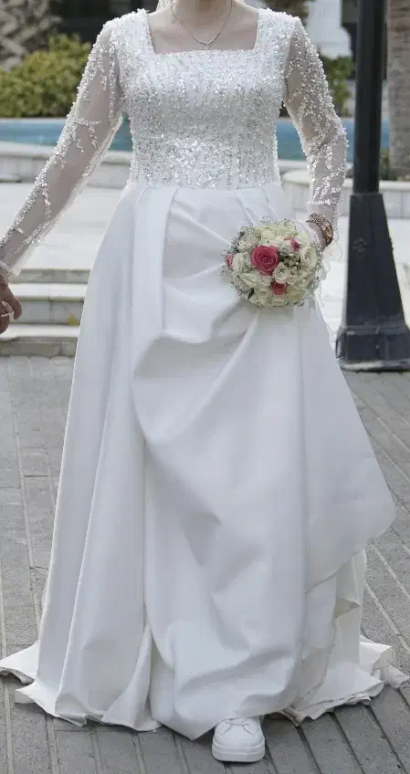 لباس عروس|لباس|ری, صفاییه (چشمه علی)|دیوار