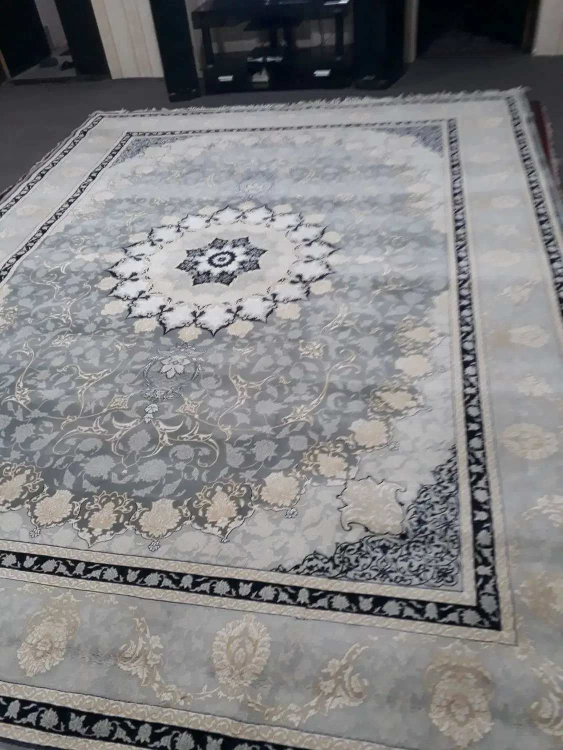 یه جفت فرش فیلی نقشه جدید شمیران|فرش|مشهد, مصلی (کارمندان اول)|دیوار