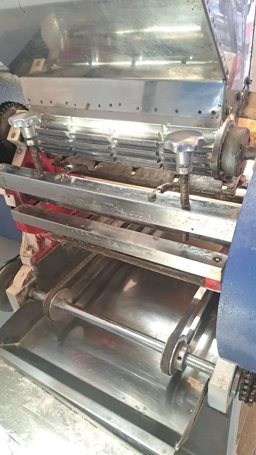 دستگاه آلمانی زن فرید|ماشین‌آلات صنعتی|اصفهان, عاشق‌آباد|دیوار