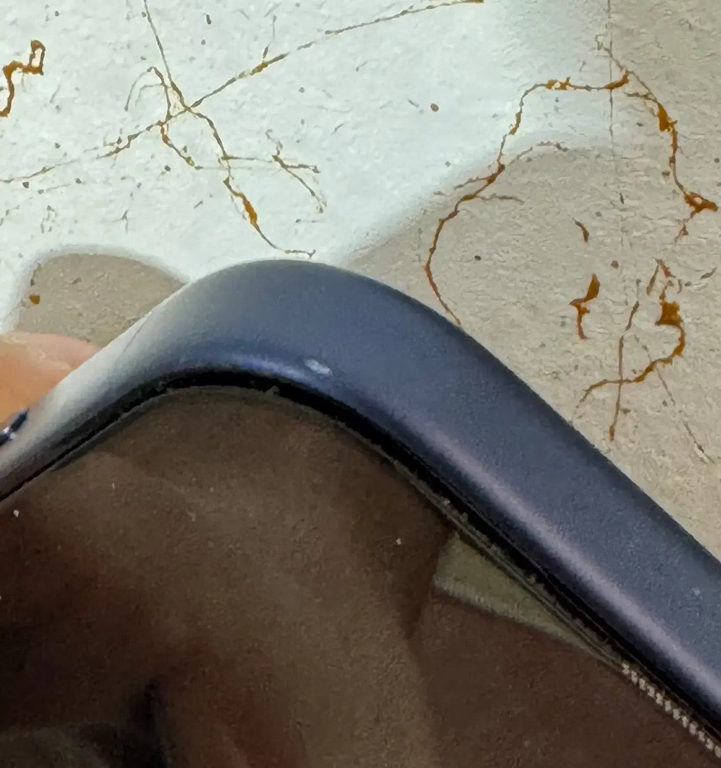 17 پرو آبی ، باطری 100|موبایل|شیراز, شهرک گلدشت حافظ|دیوار