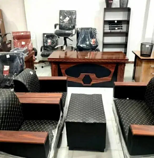 کامل شده پک میز صندلی اداری|مبلمان اداری|رشت, پیرکلاچای|دیوار