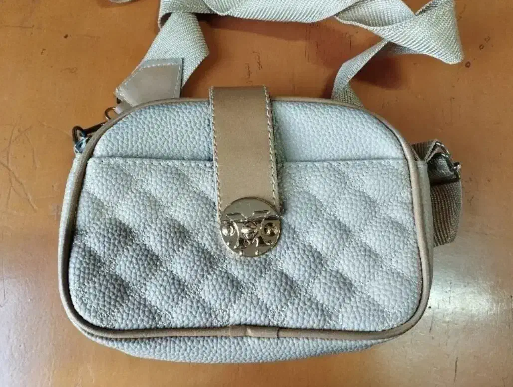 کیف۱۲۰ت|کیف، کفش، کمربند|مشهد, بالا خیابان|دیوار