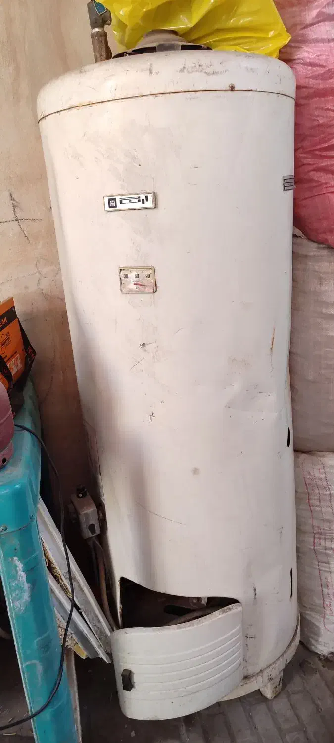 آبگرمکن ایستاده|آبگرمکن، پکیج، شوفاژ|کرمان, |دیوار