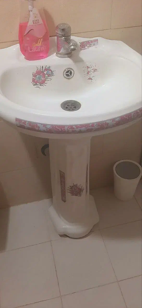 روشویی در حد نو|لوازم سرویس بهداشتی|فومن, |دیوار