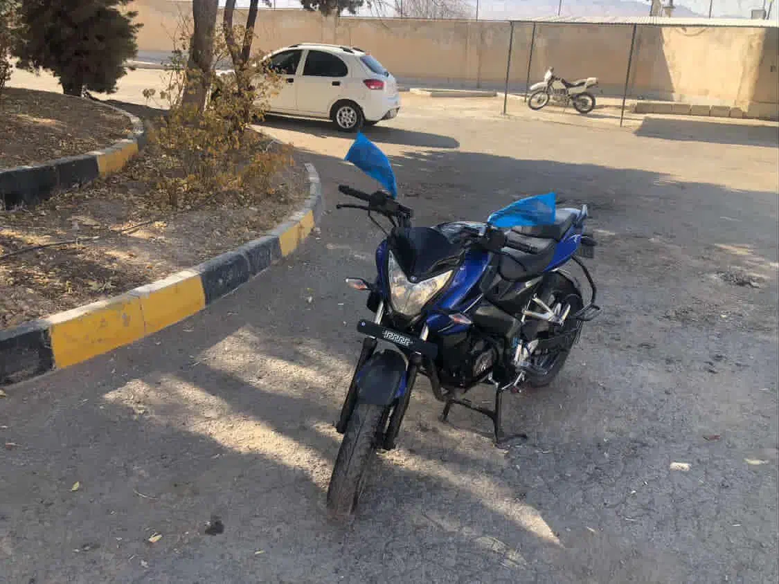 موتور سیکلت|موتورسیکلت|آبسرد, |دیوار