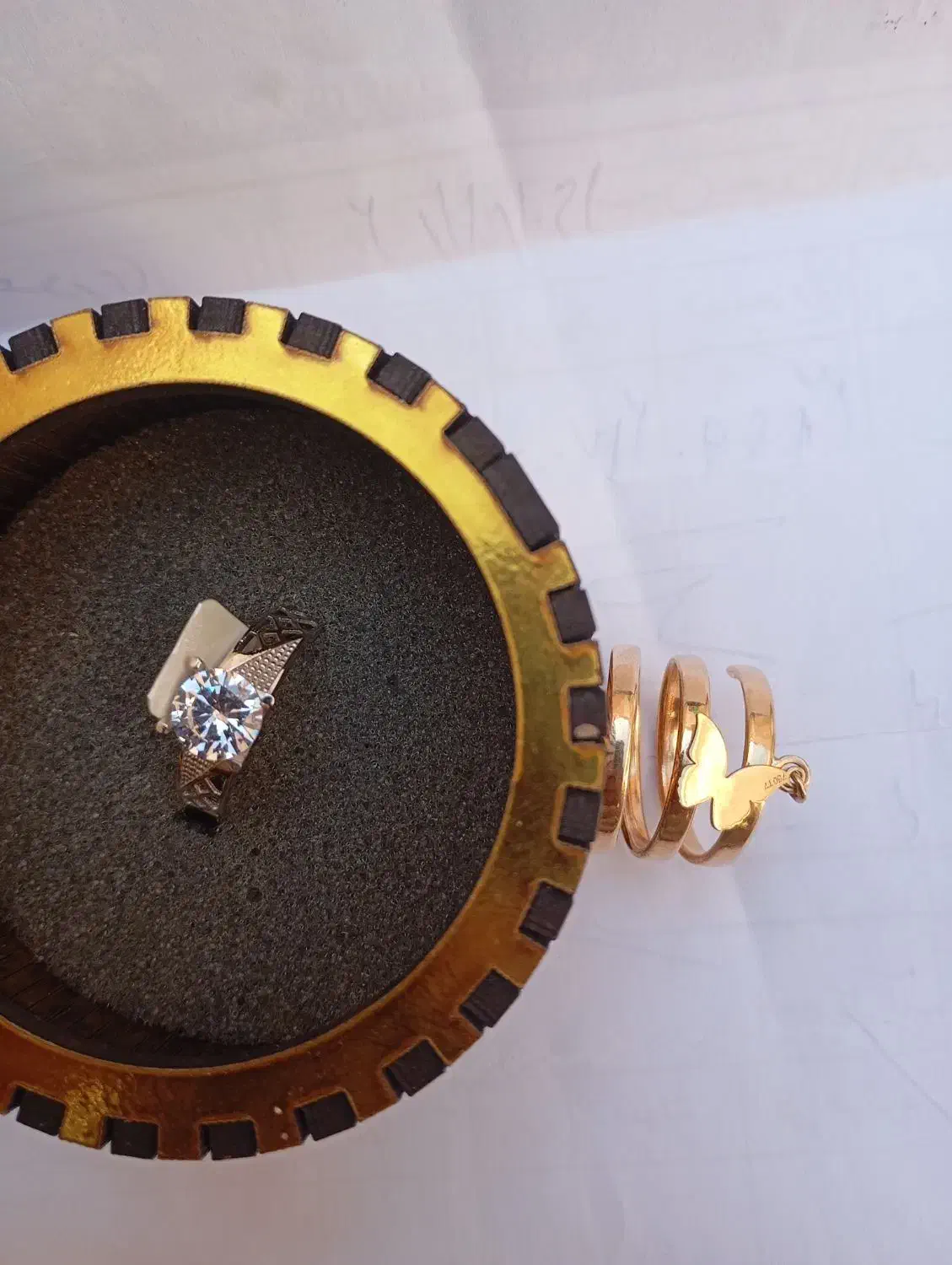 انگشتر طلا|جواهرات|دوگنبدان, |دیوار