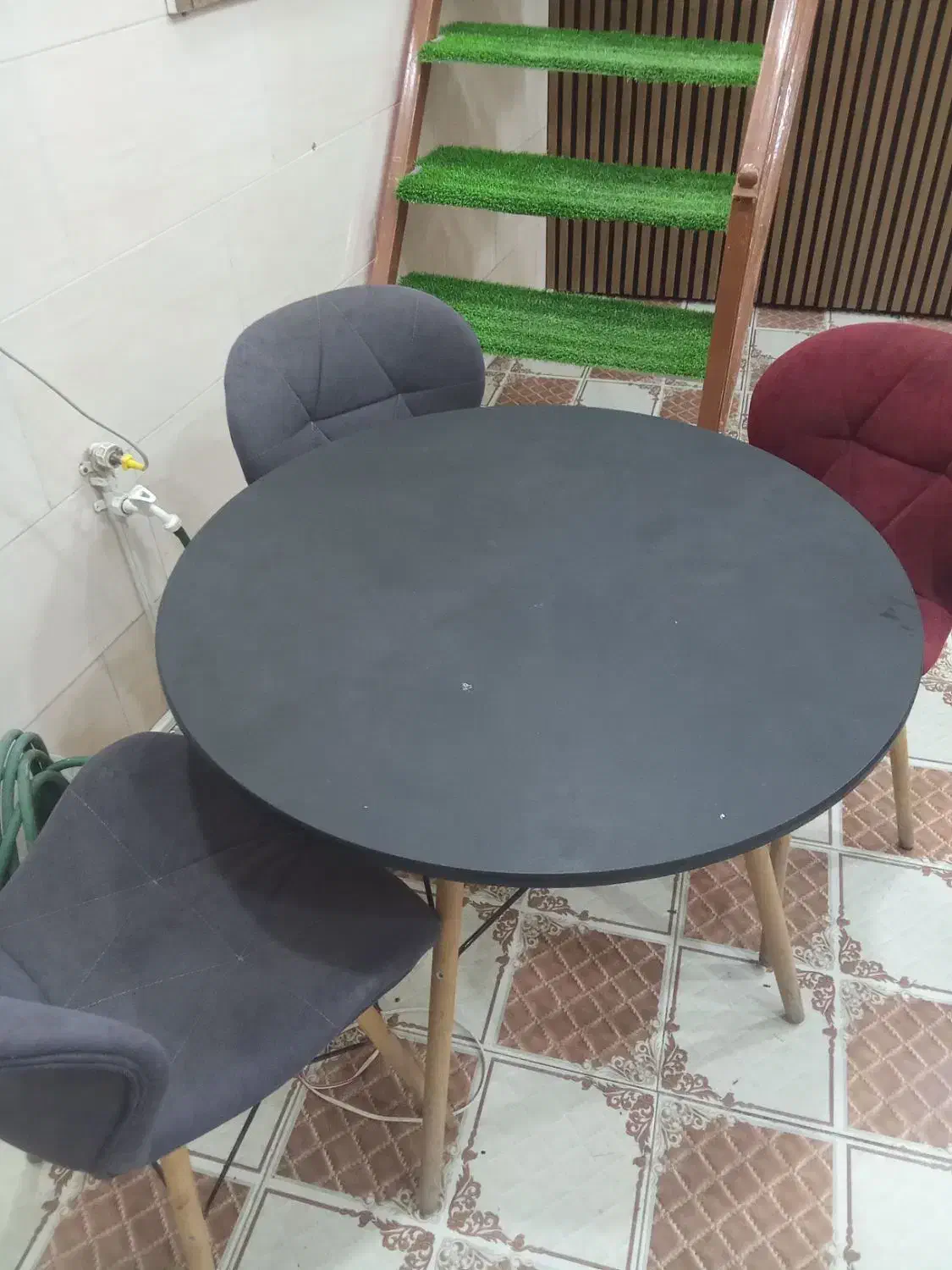 تخت ولوازم رستوران|کافی‌شاپ و رستوران|میبد, |دیوار