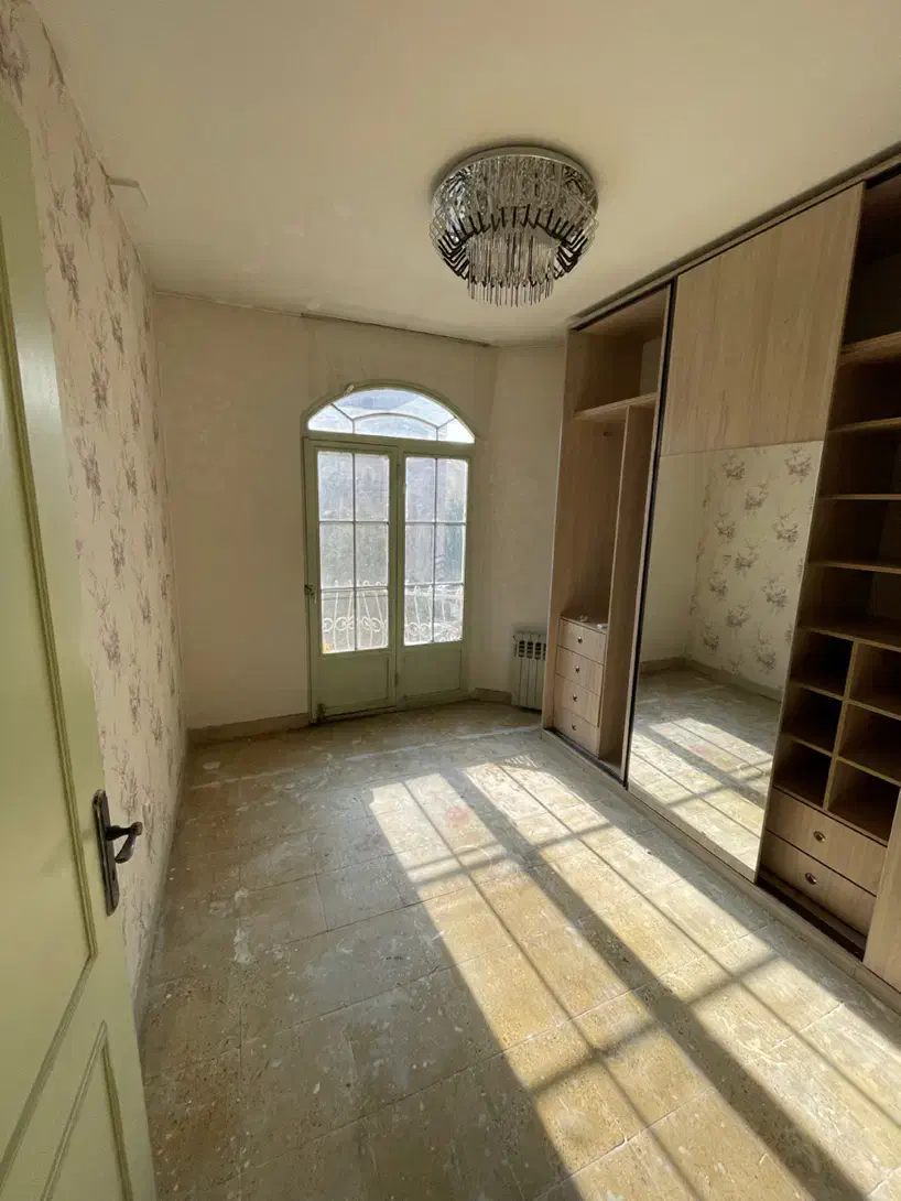 شریعتی مقابل ملک۸۵متر ۲خواب تکواحدی