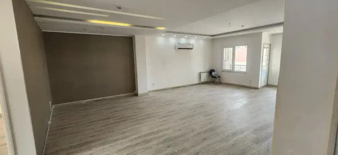 اجاره واحد ۱۲۵ متری/تجاری/مسکونی/تکواحد/دیلمان|اجارهٔ آپارتمان|رشت, گلسار|دیوار