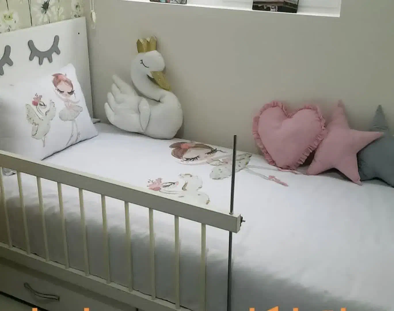 تخت و کمد کودک و نوجوان|تخت و صندلی بچه|همدان, |دیوار