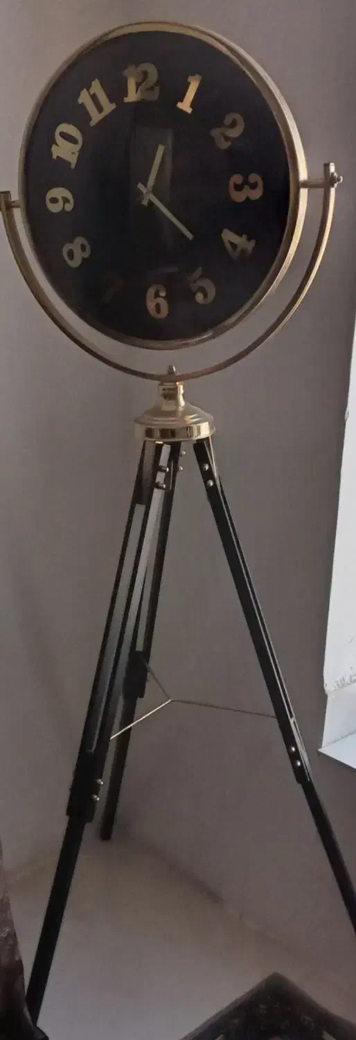 ساعت‌ایستاده‌|ساعت دیواری و تزئینی|اردبیل, |دیوار