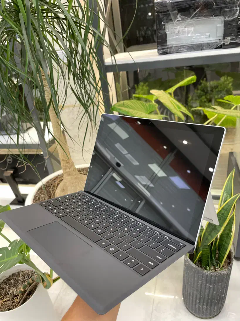 Surface Pro 5 لپتاب|رایانه همراه|اراک, |دیوار