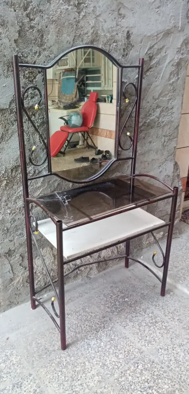 میز|بوفه، ویترین، کنسول|شوشتر, |دیوار