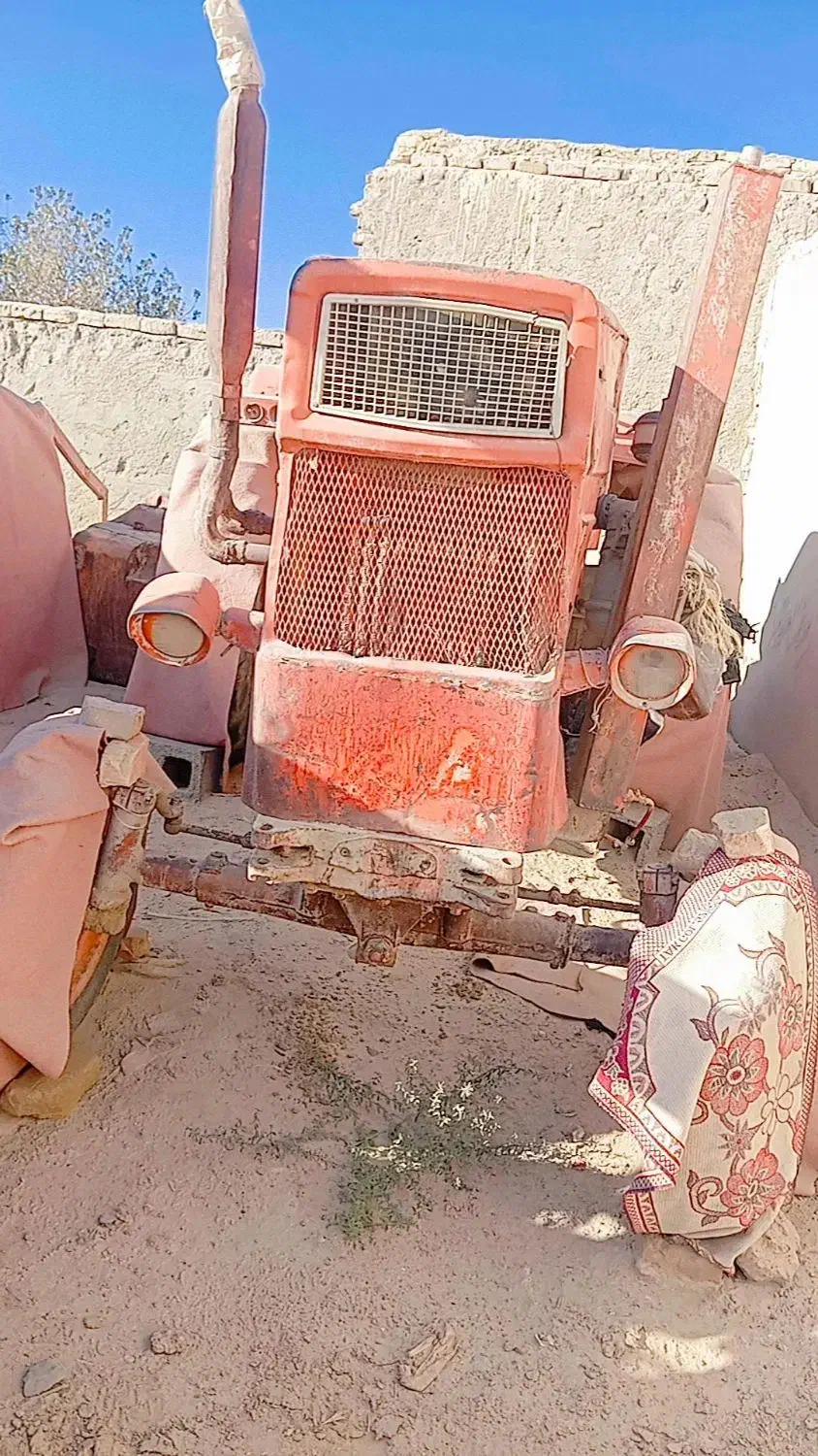 تراکتور رومانی سوخت دار فروش فوری|خودرو سنگین|هیرمند, |دیوار