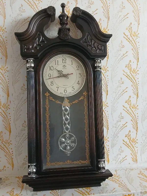 ساعت دیواری در حد نو|ساعت دیواری و تزئینی|شیراز, تحویلی|دیوار