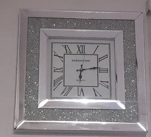 ساعت دیواری|ساعت دیواری و تزئینی|رشت, سعدی (تختی)|دیوار