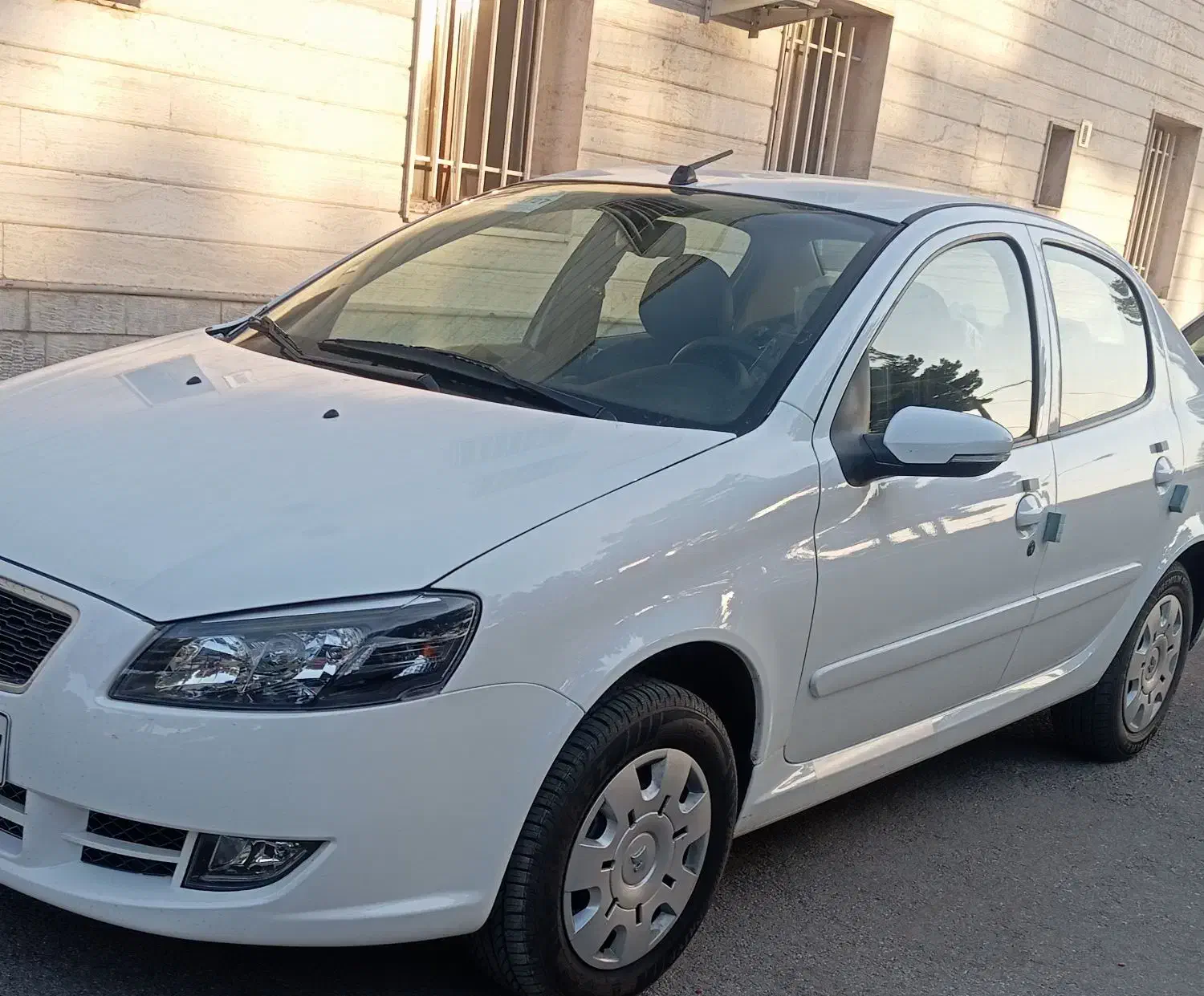 رانا پلاس دنده ای ۱۴۰۳|خودرو سواری و وانت|ساری, |دیوار