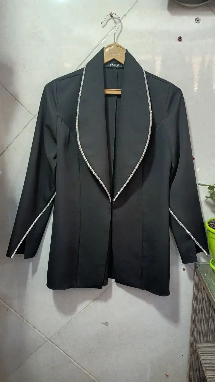 مانتو، کت، کاپشن، بلوز|لباس|قدس, شهر‌قدس|دیوار