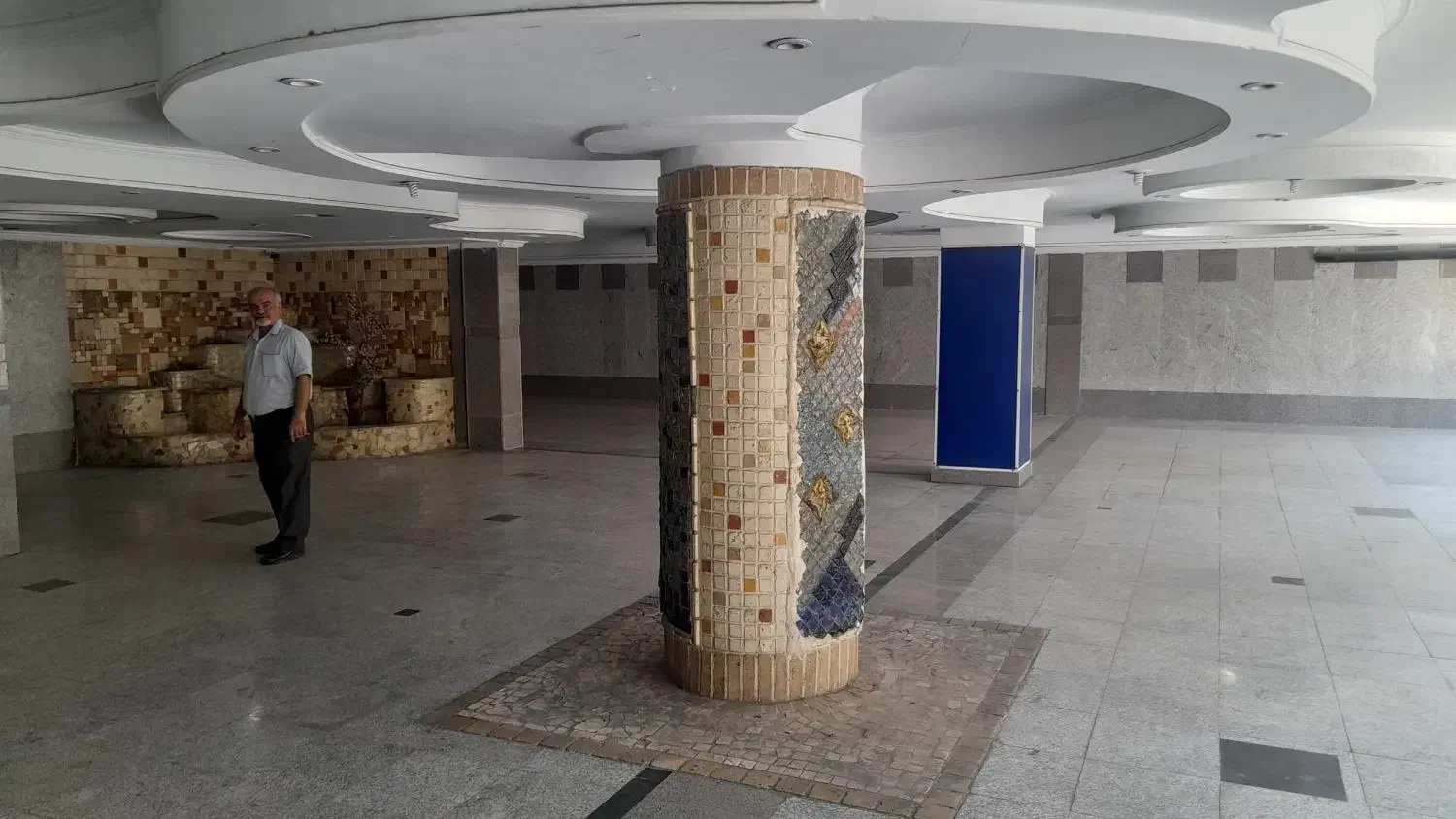 نقاشی ساختمان با کیفیت تمیز قیمت مناسب|خدمات پیشه و مهارت|تهران, مجیدیه|دیوار