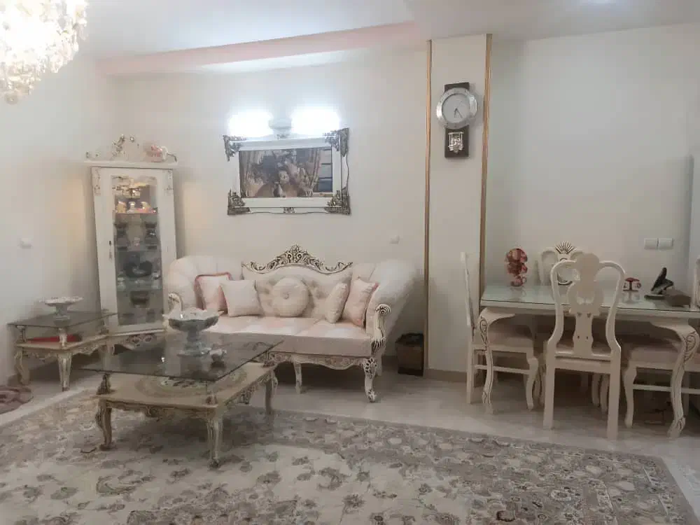 ۶۱ متری دو خواب پارکینگ آسانسور انباری مختاری|فروش آپارتمان|تهران, خانی‌آباد|دیوار