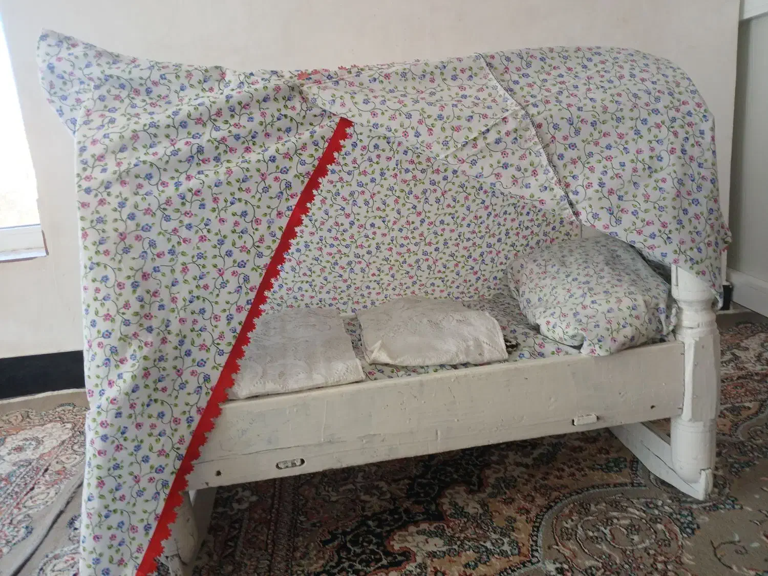 گهواره با تمام وسایل|تخت و صندلی بچه|بوکان, |دیوار