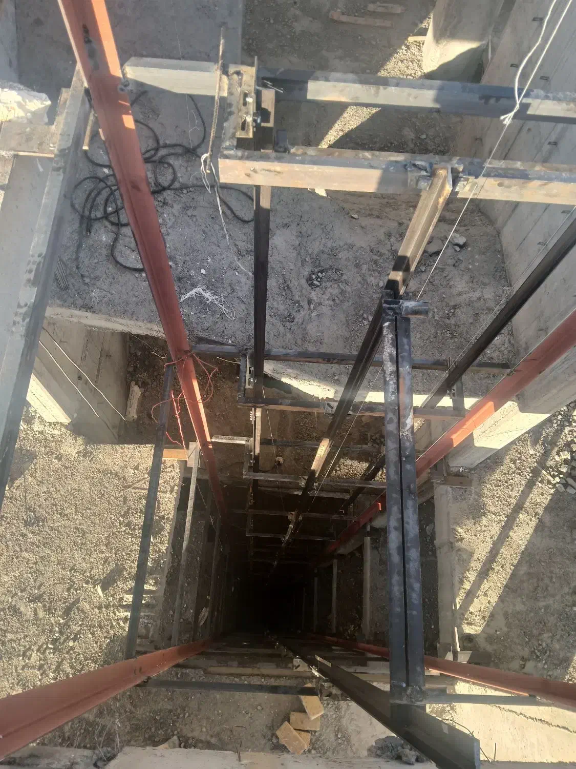 نصب و راه اندازی اسانسور|خدمات پیشه و مهارت|خرم‌آباد, |دیوار