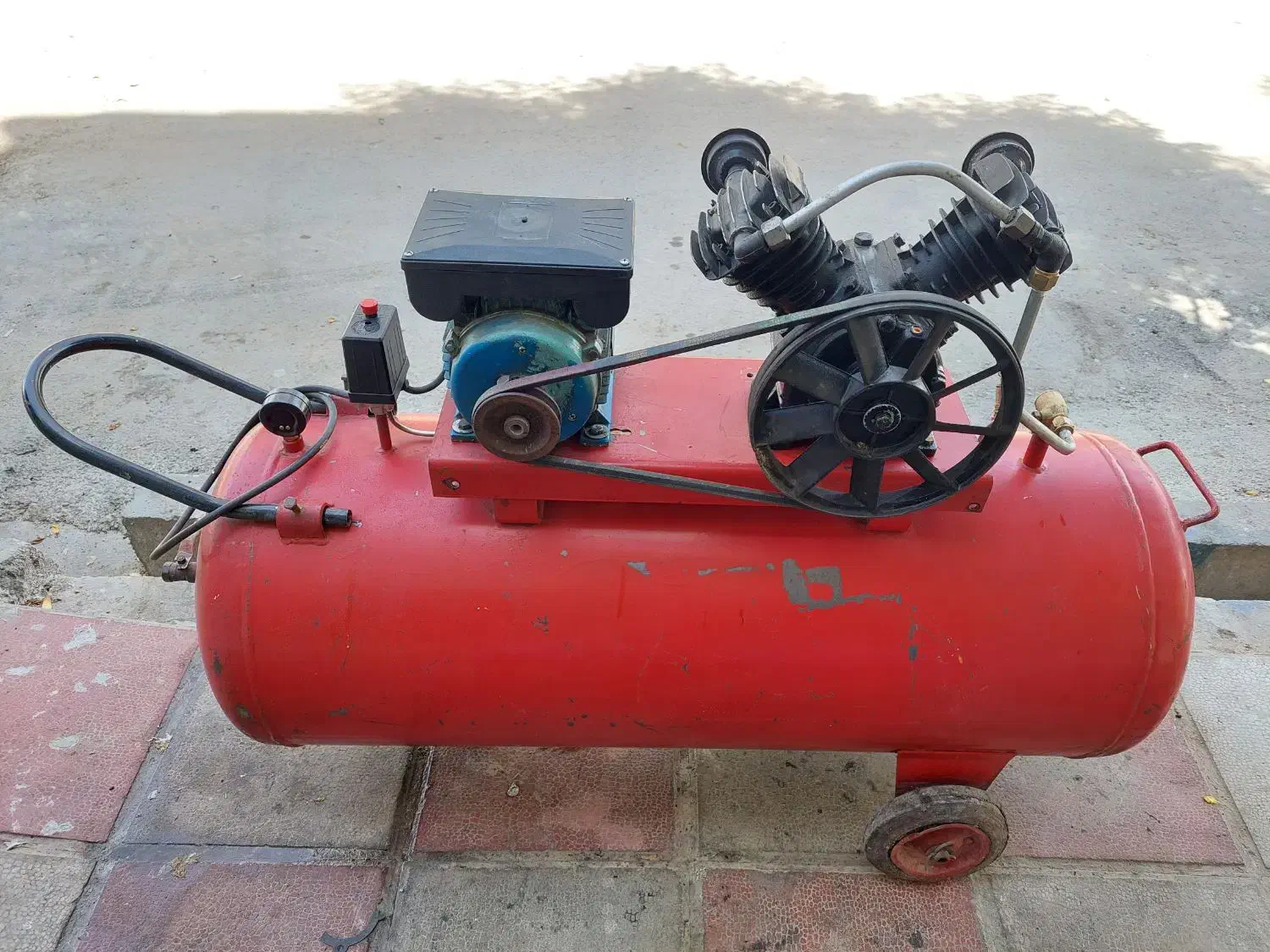 ال ای دی ۳۲ سامسونگ و پمپ باد ۲۵۰ دوسیلندر تکفاز|تلویزیون و پروژکتور|پاکدشت, پاکدشت (مامازند)|دیوار